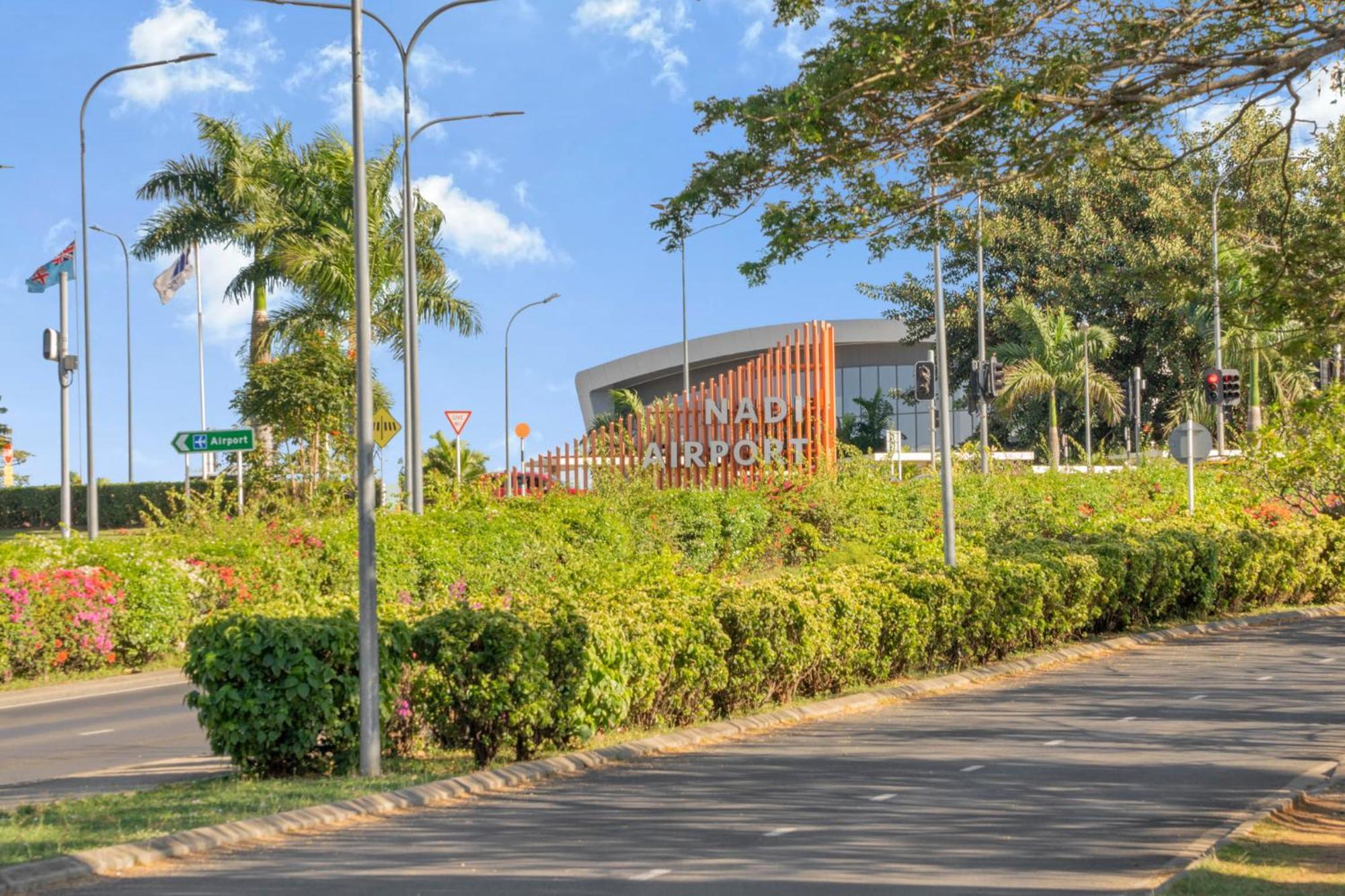 Trans International Hotel Nadi Bagian luar foto